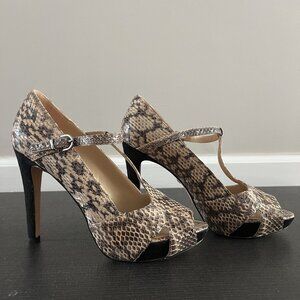Kenneth Cole New York - Snakeskin Peep-Toe Platform with T-strap